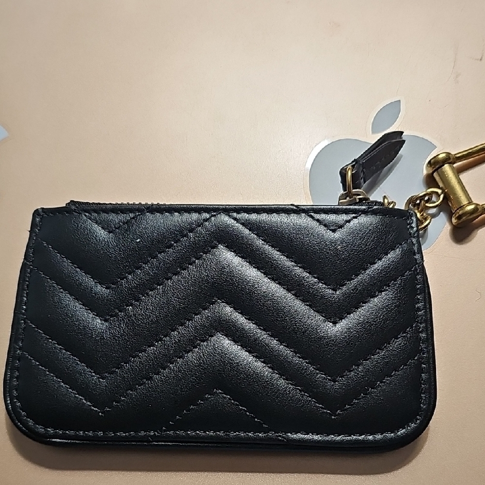Gucci Black and Gold Key & Card Holder - Picture 2 of 14